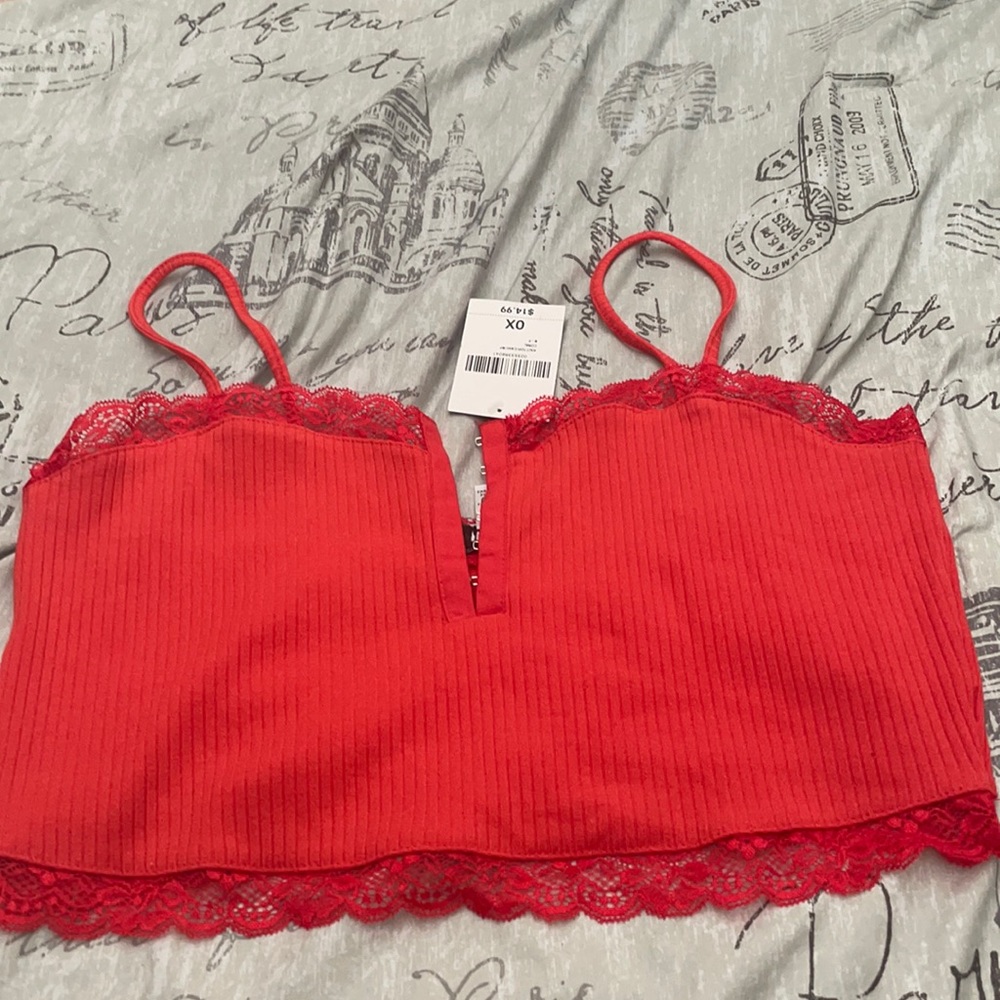 Crop top